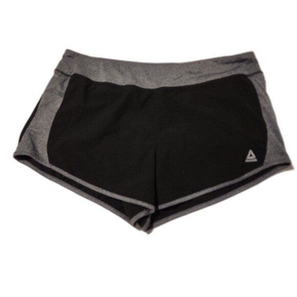 REEBOK Athletic shorts Women's Size XL Black - Picture 1 of 9
